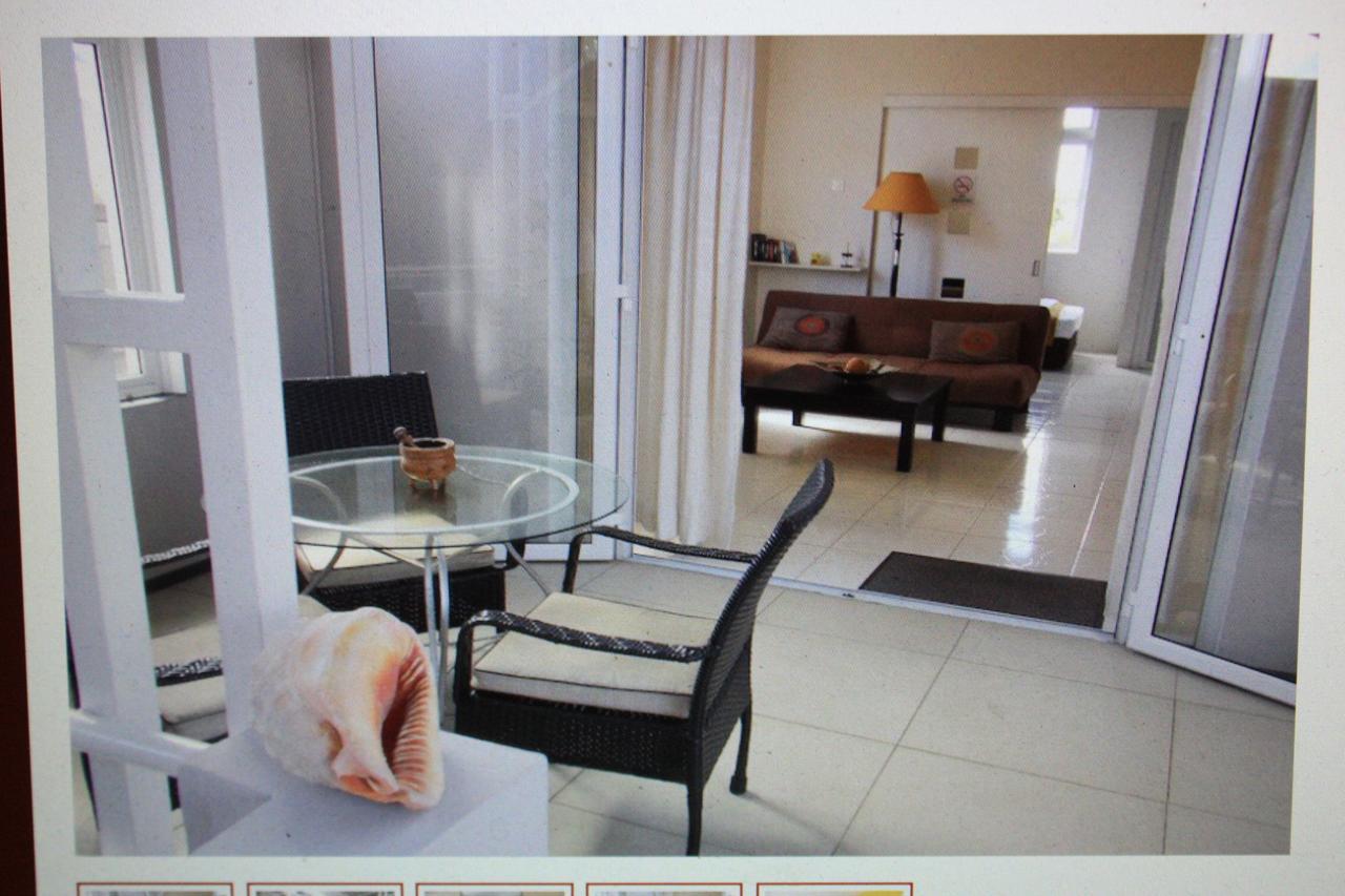 Seacret Bay Apartment Pereybere Beach Room photo