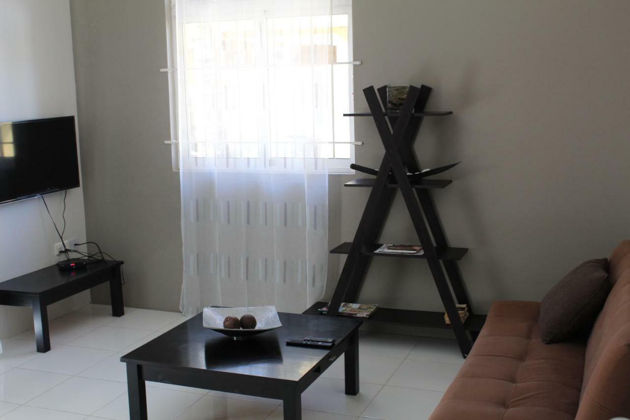 Seacret Bay Apartment Pereybere Beach Exterior photo
